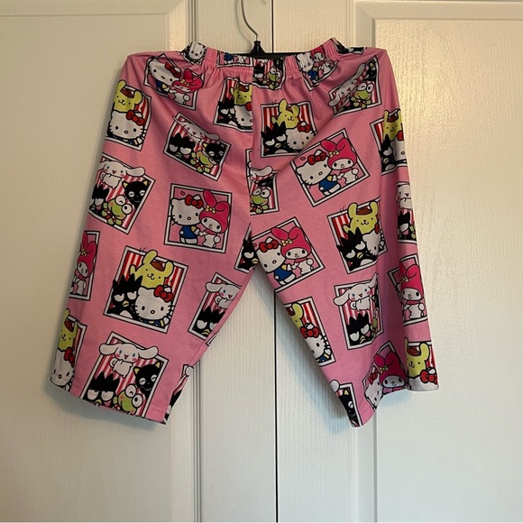 Sanrio Kids Girls Pink Hello Kitty & Friends Character Pajama Set - Picture 3 of 10